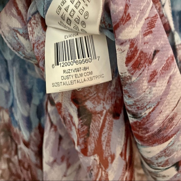 BCBG XS DUSTY ELM EVANNA Chiffon Blouse Feather - Picture 10 of 12